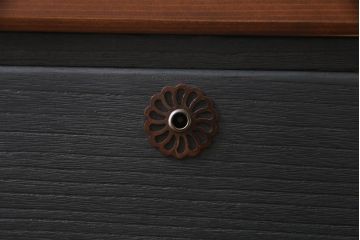 ペイント家具　シャビーシックな空間に馴染むアンティークチェスト(ローチェスト、引き出し)