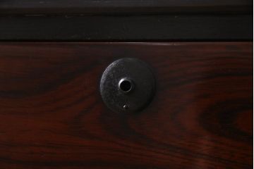 和製アンティーク　リメイク家具　前板欅材　漆塗り　渋くて品のある時代箪笥ローボード(テレビボード、引き出し)