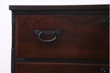 和製アンティーク　リメイク家具　前板欅材　漆塗り　渋くて品のある時代箪笥ローボード(テレビボード、引き出し)