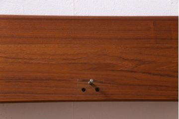 ビンテージ家具　北欧ビンテージ　デンマーク　Torring　チーク材　温もりあふれる木肌が魅力的なベッドフレーム