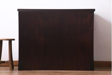 中古　伝統民芸　岩谷堂箪笥　天板リメイク・栗無垢材　重厚かつ上品な佇まいが魅力的な衣装箪笥(リビングボード、チェスト)(1)