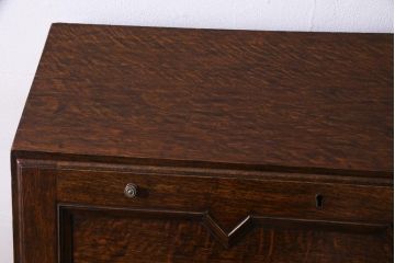 アンティーク家具 イギリスアンティーク オーク材 上手物 ジャコビアン様式 品格あふれる佇まいが素敵なライティングビューロー(簿記机、在宅ワーク、在宅用ワークデスク)