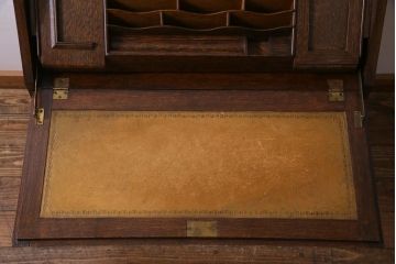 アンティーク家具　イギリスアンティーク　オーク材　上手物　ジャコビアン様式　品格あふれる佇まいが素敵なライティングビューロー(簿記机、在宅ワーク、在宅用ワークデスク)