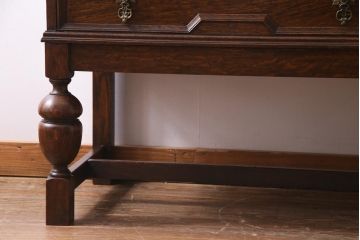 アンティーク家具　イギリスアンティーク　オーク材　上手物　ジャコビアン様式　品格あふれる佇まいが素敵なライティングビューロー(簿記机、在宅ワーク、在宅用ワークデスク)
