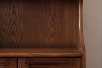 ヴィンテージ家具　イギリスビンテージ　ERCOL(アーコール)　オールドコロニアル　温もり溢れるカップボードブックケース(本棚、飾り棚)