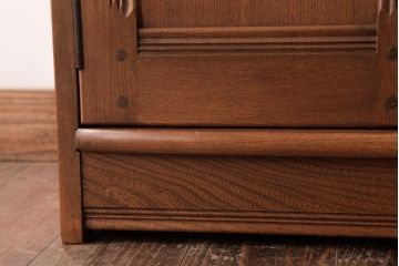 ヴィンテージ家具　イギリスビンテージ　ERCOL(アーコール)　オールドコロニアル　温もり溢れるカップボードブックケース(本棚、飾り棚)