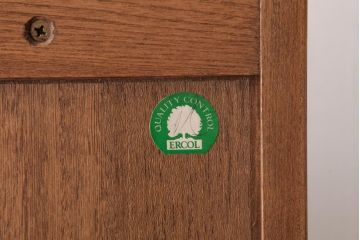 ヴィンテージ家具　イギリスビンテージ　ERCOL(アーコール)　オールドコロニアル　温もり溢れるカップボードブックケース(本棚、飾り棚)