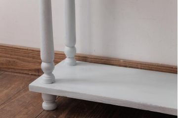 アンティーク家具　イギリスアンティーク　ガーリーなお部屋づくりに活躍するペイントオープンラック(飾り棚)