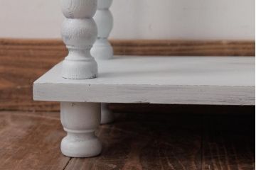 アンティーク家具　イギリスアンティーク　ガーリーなお部屋づくりに活躍するペイントオープンラック(飾り棚)