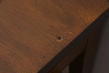 アンティーク家具　イギリスアンティーク　棚付き　クラシックカントリーなパイン材製デスク(机、在宅ワーク、在宅用)