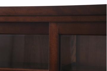 中古　松本民芸家具　引き戸が和の雰囲気を漂わせるK-3型食器棚(戸棚、収納棚、キャビネット)(定価約63万7千円)