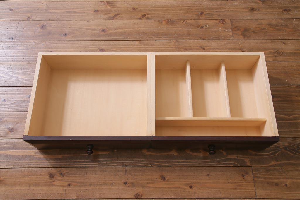 中古　九州民芸家具　上品で使い勝手の良い食器棚(キャビネット、収納棚)