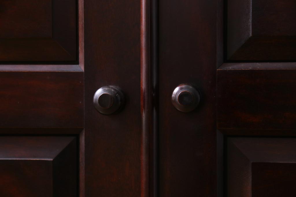 中古　九州民芸家具　上品で使い勝手の良い食器棚(キャビネット、収納棚)