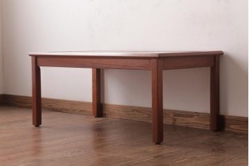 ビンテージ家具　デンマーク製　TOFTEN社　オリエンタルなタイルトップがおしゃれなコーヒーテーブル(センターテーブル)