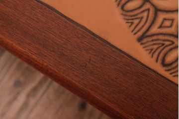 ビンテージ家具　デンマーク製　TOFTEN社　オリエンタルなタイルトップがおしゃれなコーヒーテーブル(センターテーブル)