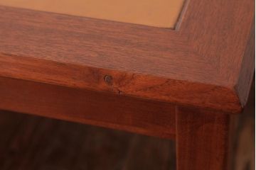 ビンテージ家具　デンマーク製　TOFTEN社　オリエンタルなタイルトップがおしゃれなコーヒーテーブル(センターテーブル)