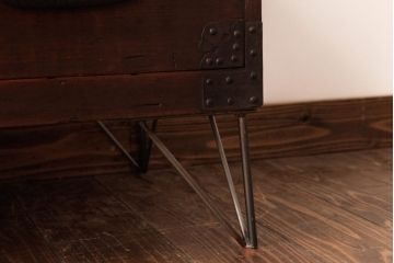 和製アンティーク　ガラス天板　鉄脚　箪笥を現代のお部屋でも楽しめるリメイクローテーブル(センターテーブル)