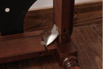 ヴィンテージ家具　ビンテージキツツキ　飛騨産業　穂高　レトロガーリーなオットマン(スツール)