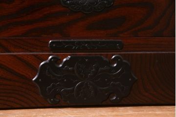 中古　岩谷堂箪笥　力強い杢目と黒い金具が魅力的なチェスト(衣装箪笥、引き出し、和タンス)