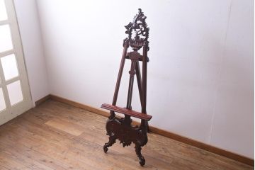 アンティーク雑貨　フランス輸入家具　マホガニー材　ロココ様式　クラシカルな雰囲気漂うイーゼル(画架、ディスプレイ)