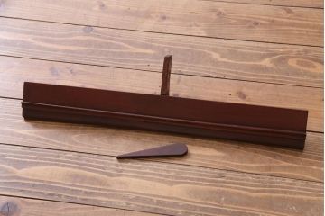 アンティーク雑貨　フランス輸入家具　マホガニー材　ロココ様式　クラシカルな雰囲気漂うイーゼル(画架、ディスプレイ)