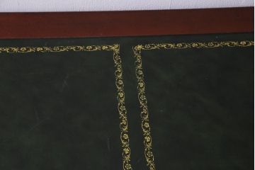 イギリス輸入家具　マホガニー材　レザートップ　高級感漂う組み立て式両袖デスク(プレジデントデスク、机、在宅ワーク、在宅用)