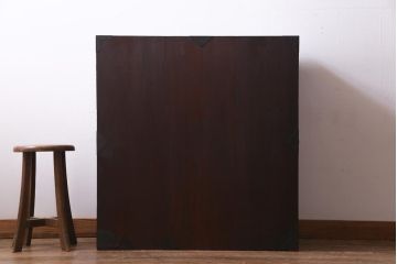 アンティーク家具　和製アンティーク　前面ケヤキ材　巾着金具が目を引く帳場箪笥(和タンス、引き出し)