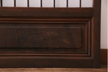 昭和レトロ　当店オリジナルガラス　腰板ケヤキ材　上品かつ趣溢れる格子戸(ガラス戸、引き戸、建具)2枚セット