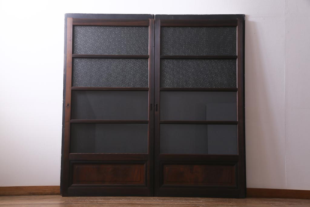 和製アンティーク　腰板ケヤキ材　ダイヤガラス入り　味のあるレトロな雰囲気醸し出すガラス戸2枚セット(建具、引き戸)