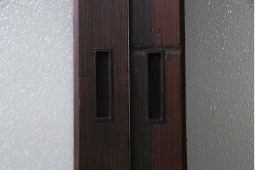 和製アンティーク　腰板ケヤキ材　ダイヤガラス入り　味のあるレトロな雰囲気醸し出すガラス戸3枚セット(建具、引き戸)