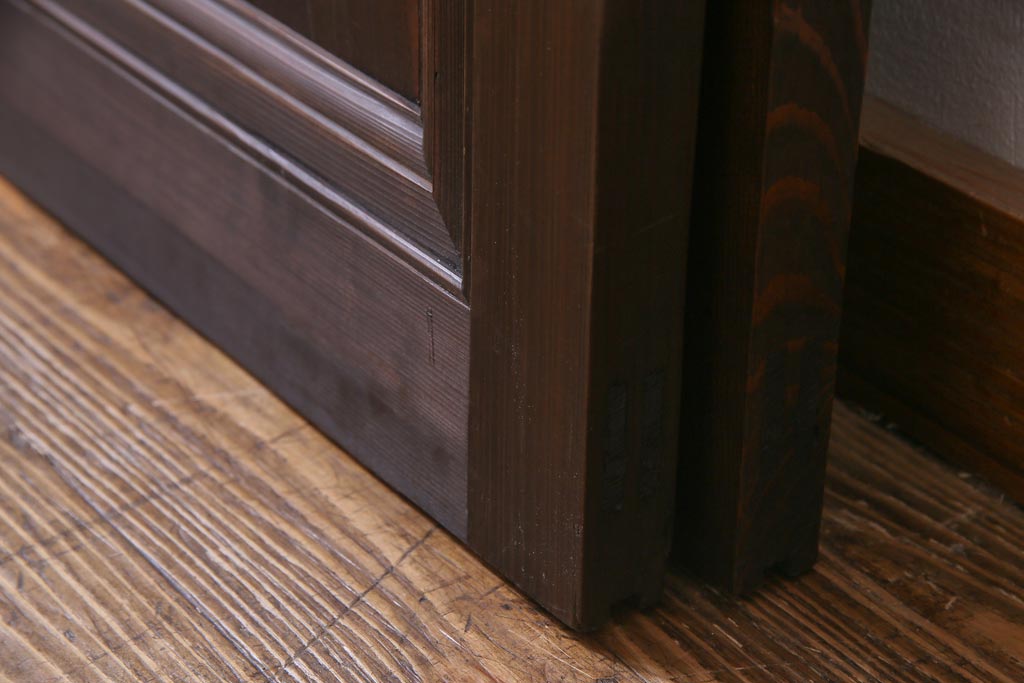 アンティーク建具　腰板ケヤキ材　クリア・ダイヤガラス　味のあるレトロな雰囲気醸し出すガラス戸2枚セット(引き戸)