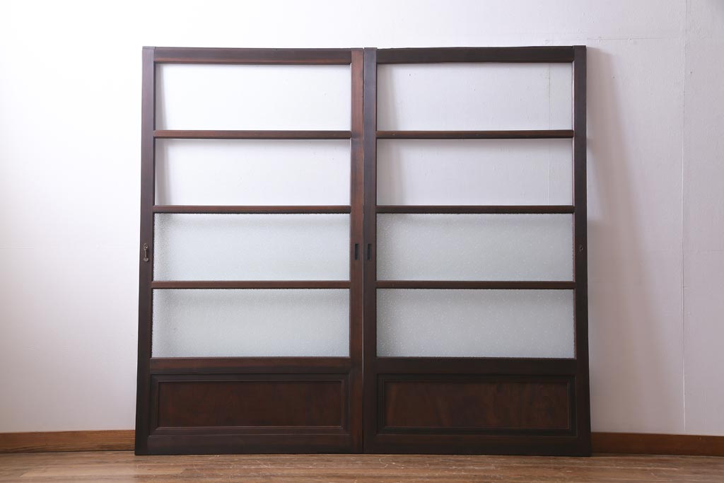 アンティーク建具　腰板ケヤキ材　クリア・ダイヤガラス　味のあるレトロな雰囲気醸し出すガラス戸2枚セット(引き戸)