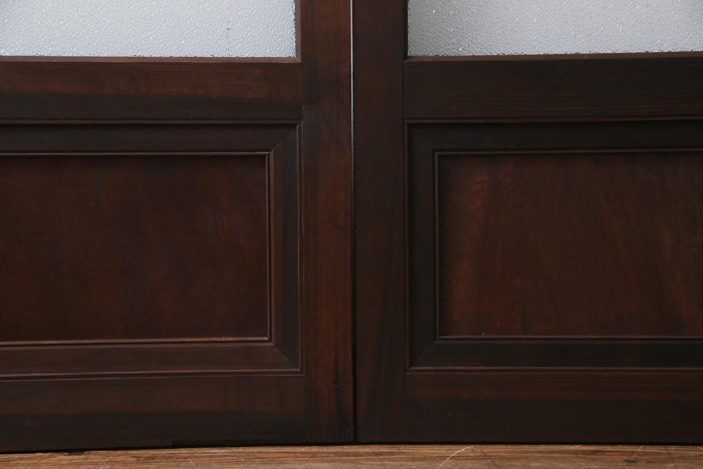 アンティーク建具　腰板ケヤキ材　クリア・ダイヤガラス　味のあるレトロな雰囲気醸し出すガラス戸2枚セット(引き戸)