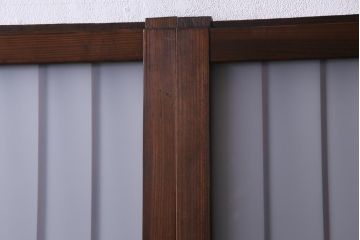 レトロ家具　昭和レトロ　腰板ケヤキ材　すりガラスが優しげな印象を与える格子戸(ガラス戸、引き戸、建具)2枚セット