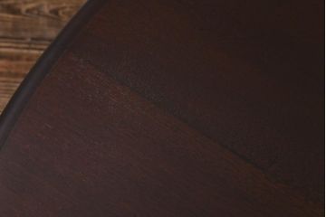 アンティーク家具　イギリスアンティーク　マホガニー材　重厚感漂うラウンドテーブル(ローテーブル)