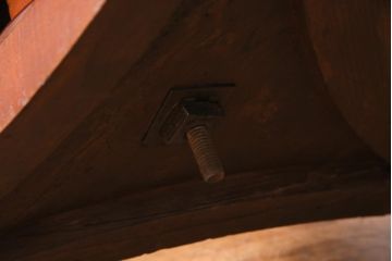 アンティーク家具　イギリスアンティーク　マホガニー材　重厚感漂うラウンドテーブル(ローテーブル)