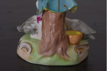ドイツ　Dresden(ドレスデン)　カール・ティーメ工房　フィギュリン　ガチョウと少年(ディスプレイ、置き物)