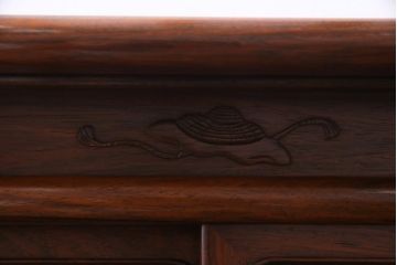 中古　伝統工芸品　大阪唐木指物　中澤唐木　池辺作　紫檀材　漆塗りが美しい高級飾り棚(茶棚)(定価約180万円)
