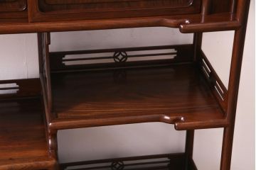 中古　伝統工芸品　大阪唐木指物　中澤唐木　池辺作　紫檀材　漆塗りが美しい高級飾り棚(茶棚)(定価約180万円)