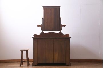 アンティーク家具　フランスアンティーク　ニレ材の明るい色味が温かなドレッシングチェスト(引き出し)