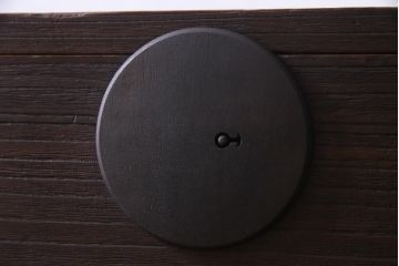 アンティーク家具　和製アンティーク　柔らかな木肌が味のある総桐材製の重ね箪笥(時代箪笥、衣装箪笥、桐箪笥、桐たんす)