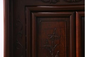 ビンテージ家具　昭和中期　花梨材　松竹梅の図　赤みがかった艶が美しい茶棚(飾り棚、飾棚、カリン材)