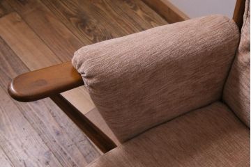 中古　イギリス　ヴィンテージ家具　ERCOL(アーコール)　エバーグリーン　2人掛けソファ(アームチェア、イージーチェア、ビンテージ)(定価約58万円)