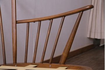 中古　イギリス　ヴィンテージ家具　ERCOL(アーコール)　エバーグリーン　2人掛けソファ(アームチェア、イージーチェア、ビンテージ)(定価約58万円)