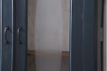 フランス　アンティーク家具　ペイント　シャビーシックな佇まいがお洒落なワードローブ(収納棚)