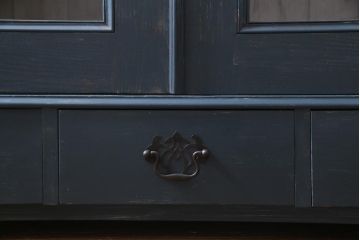 フランス　アンティーク家具　ペイント　シャビーシックな佇まいがお洒落なワードローブ(収納棚)