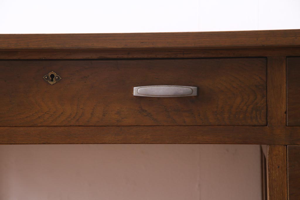 レトロ家具　昭和レトロ　薄型リメイク　ノスタルジックなナラ材製の片袖机(ワークデスク、在宅ワーク、在宅用)