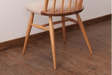 ヴィンテージ家具　イギリスビンテージ　ERCOL(アーコール)　フープバック　布張り座面のウィンザーチェア(ダイニングチェア、ワークチェア、椅子、ウインザーチェア)