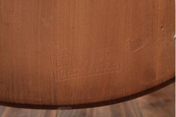 ヴィンテージ家具　イギリスビンテージ　ERCOL(アーコール)　フープバック　布張り座面のウィンザーチェア(ダイニングチェア、ワークチェア、椅子、ウインザーチェア)