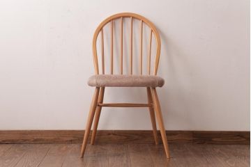 ヴィンテージ家具　イギリスビンテージ　ERCOL(アーコール)　フープバック　布張り座面のウィンザーチェア(ダイニングチェア、ワークチェア、椅子、ウインザーチェア)(1)